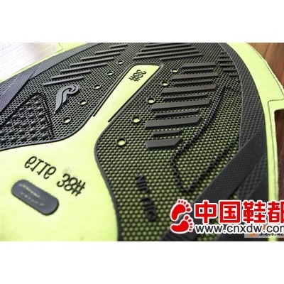 专业生产KPU / CPU 鞋面