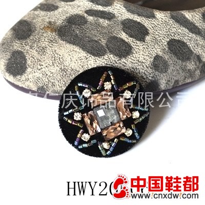 水钻亚克力布花
