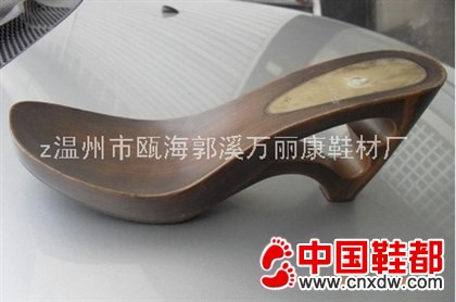 仿木鞋底