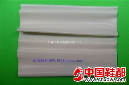 布贴TPU防水透湿膜
