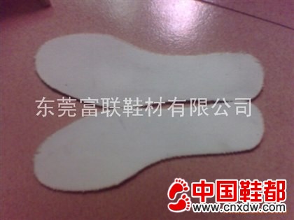 防刺穿纤维中底