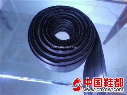 PCV沿条