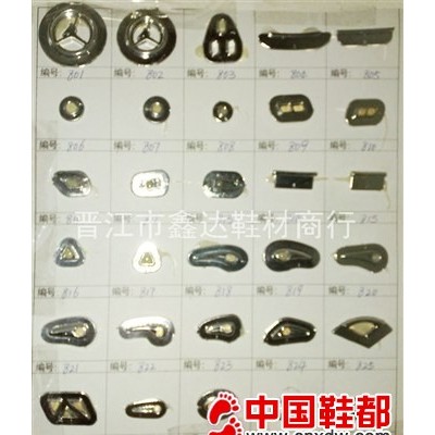 鞋扣