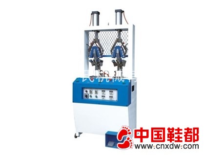 XCXB－1两热后踵定型机