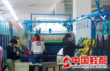 架空悬挂式流水线 QF—573