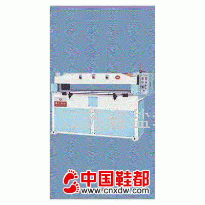 XCLP2-350液压四柱平面下料机