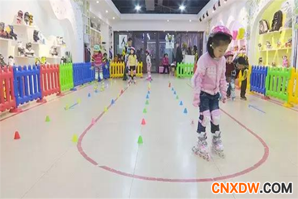 溜溜族轮滑加盟