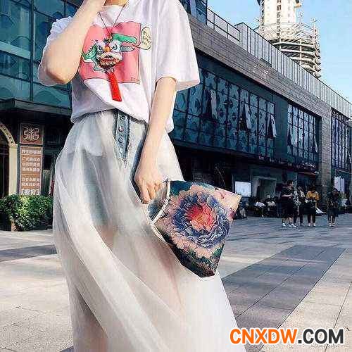 英发女装