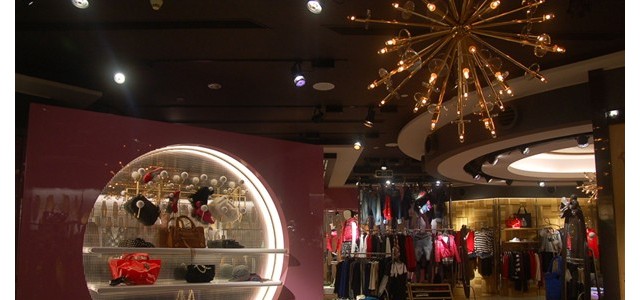 FIVE PLUSFIVE PLUS女装招商加盟