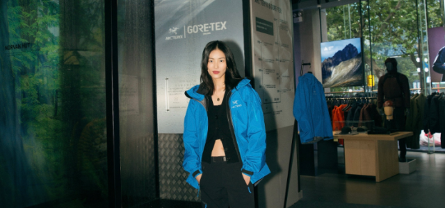 始祖鸟全球最大旗舰店上海开业，刘雯成为首位代言人