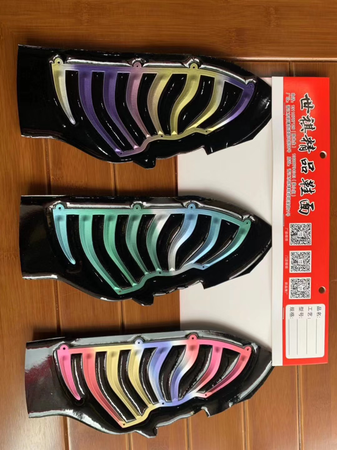 5D立体工艺鞋面。镜面太空底料，七彩拉丝tpu 面，支撑力好