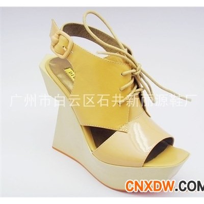 2012春夏新款女鞋批发欧美时尚真皮异性坡跟系带凉鞋