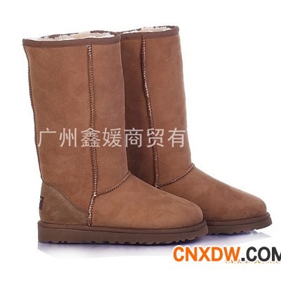 厂家长期供应雪地靴 批发经典流行款羊皮毛一体雪地靴5815