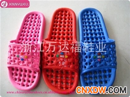 2011年新款吹气PVC吹气拖鞋