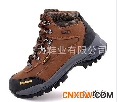 户外装备笆笛专业登山鞋