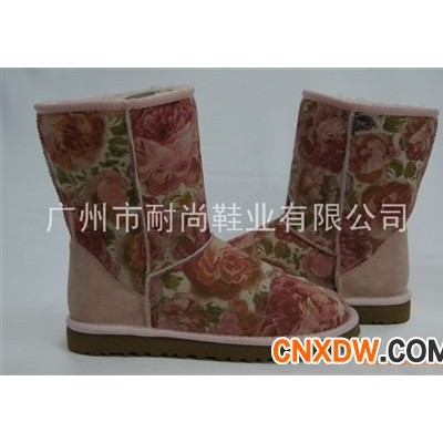 耐尚皮毛一体雪地靴5825