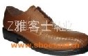 休闲皮鞋