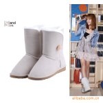 Z零售批发正品头层牛皮纽扣中筒雪地..