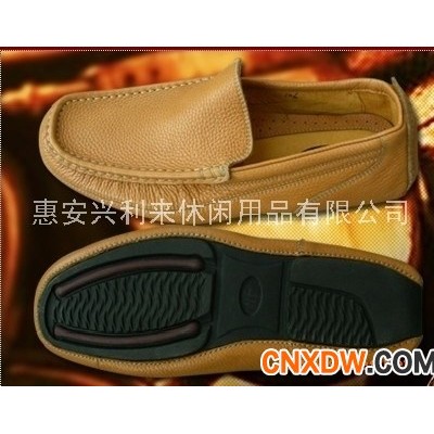 休闲皮鞋