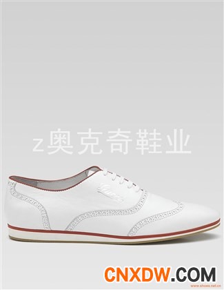跑鞋