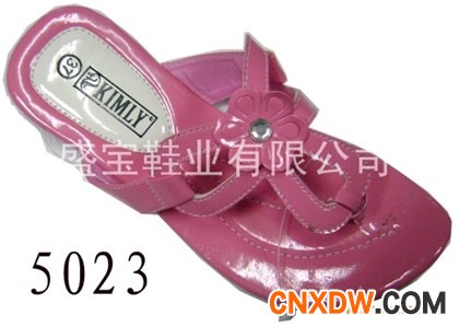 女拖
