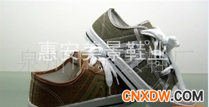 休闲布鞋