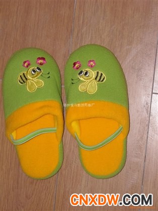 卡通童鞋