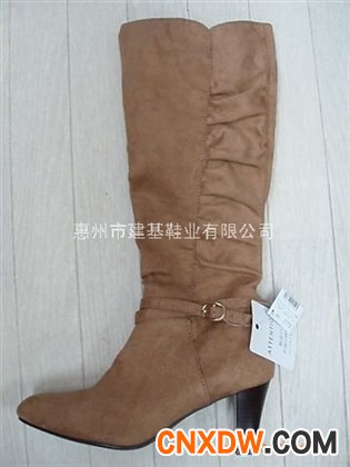 高帮鞋，靴子