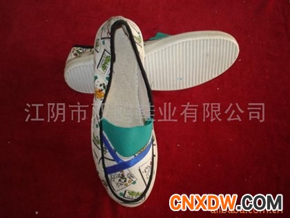 注塑鞋