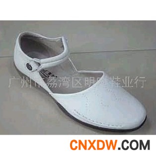 女式凉鞋