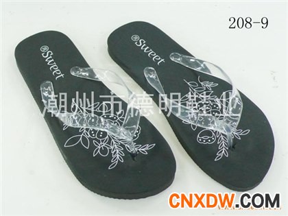 沙滩鞋