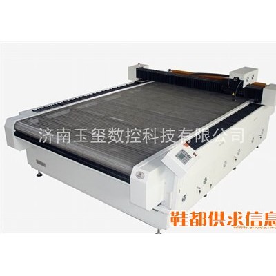 激光裁床
