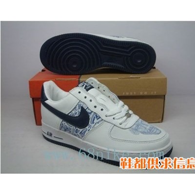 AIR FORCE ONE 蓝球鞋