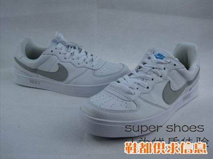 耐克灰白男士休闲鞋批发