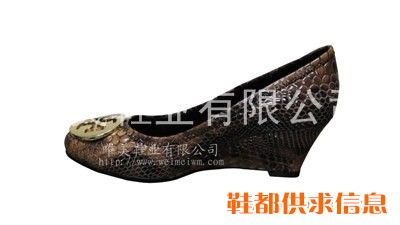 方言唯美鞋业厂家，时尚女鞋，凉鞋，皮鞋，休闲鞋，春鞋