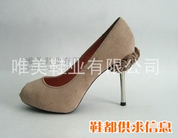 唯美鞋业厂家，时尚女鞋，凉鞋，皮鞋，休闲鞋，春鞋