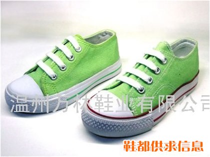 学生鞋C025