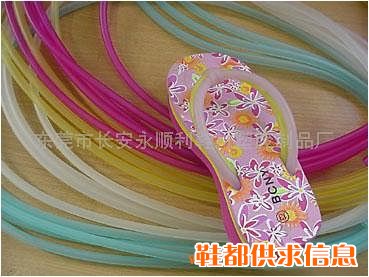 PVC彩色磨砂空心胶管