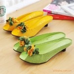 Z双色花饰磨砂面时尚花朵鱼嘴凉拖 ..