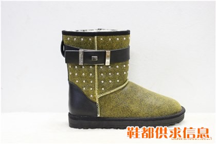 爆款欧美朋克个性十足铆钉中桶牛皮爆裂纹 2013雪地靴棉鞋