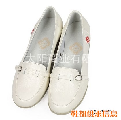 1156爆款真皮坡跟护士鞋百搭清新女鞋孕妇鞋子秋冬妈妈鞋单鞋