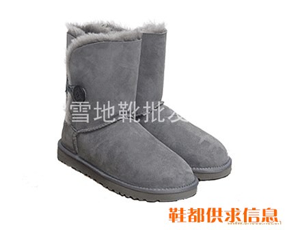 现货供应经典款式雪地靴