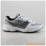 Z2010年特步广告鞋烽火正品男子跑步..