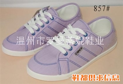 休闲女鞋 085